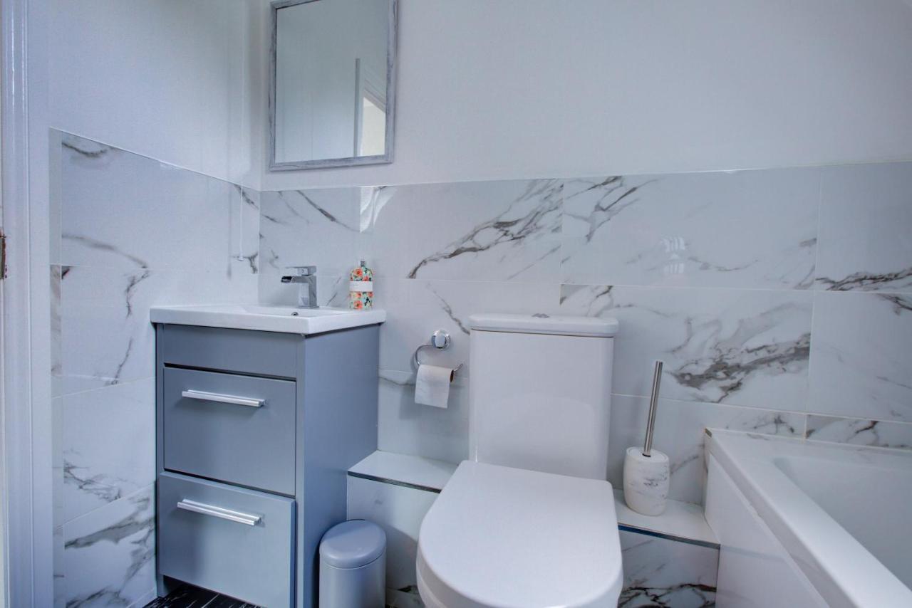 Luxury 3 Bedroom Apartment Close To Beach, Bournemouth & Meyrick Park Eksteriør billede
